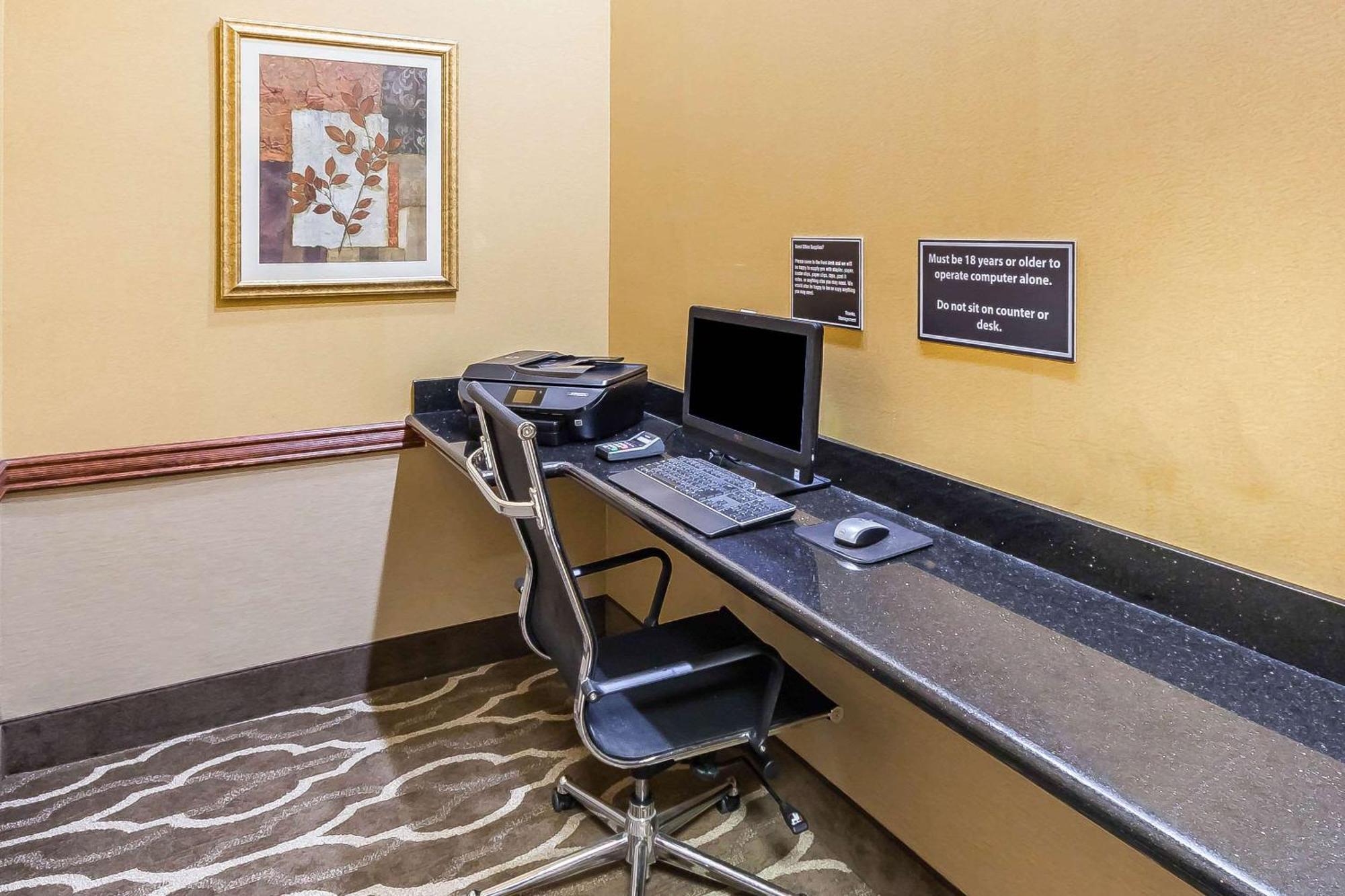 Comfort Suites Yukon - SW Oklahoma City Eksteriør bilde